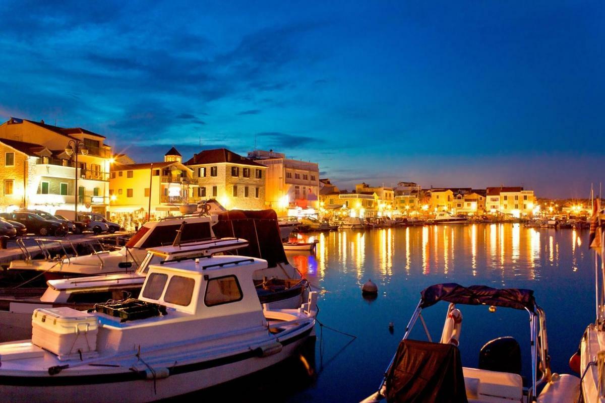 Adriasobe Hotel Vodice Exterior photo